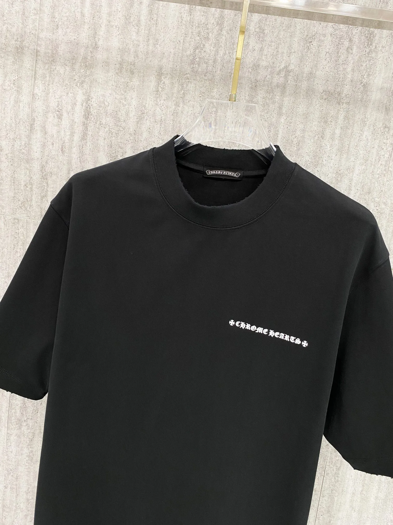 2026ss ， logo 32 𝐂𝐎𝐋𝐎𝐔𝐑：White Black 𝐒𝐈𝐙𝐄：S m L XL 110